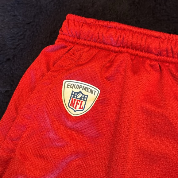 Nike Arizona Cardinals Dri Fit Shorts.  Official Team Gear.  XL.  Maroon/Black/W - Picture 4 of 5